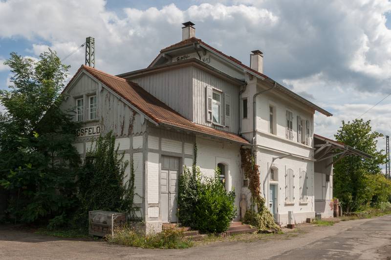 2014-08-17 0595 hagsfeld empfangsgebaeude bahnhof.jpg