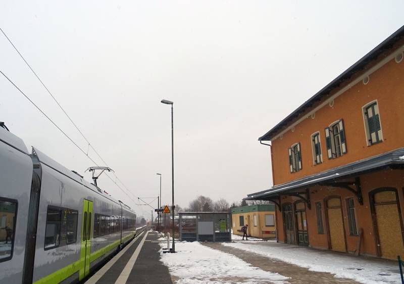 Bahnhof Tapfheim, Bahnsteig