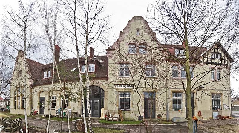 alter Bahnhof Eisenberg (Thüringen), Gleisseite