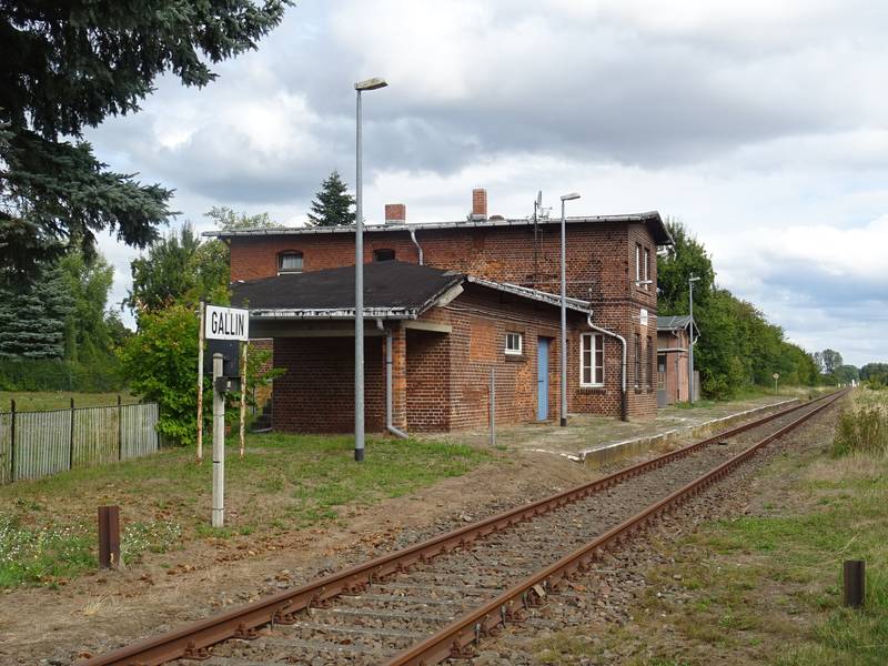 Gallin (Mecklenburg), Bahnhof