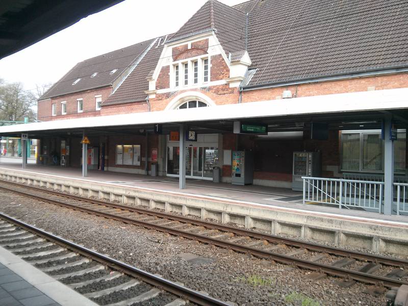Gleis 1 am Stader Bahnhof