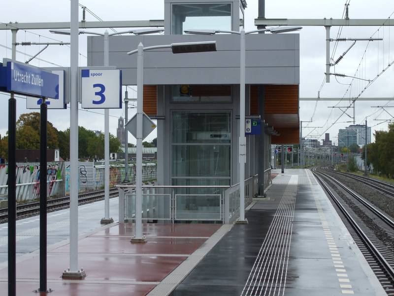 Station Utrecht Zuilen vanaf perron