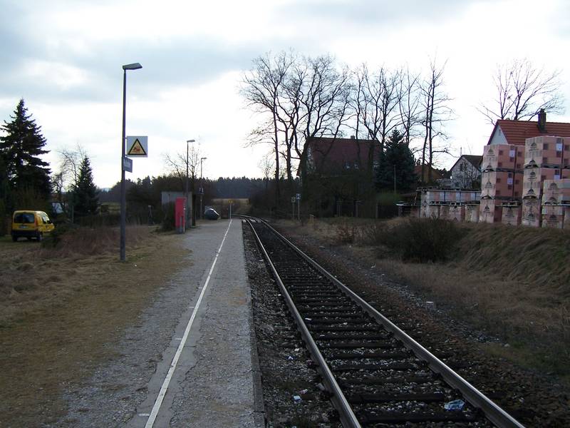 Train station NRON Neunkirchen am Sand DE 2008-02-22.jpg