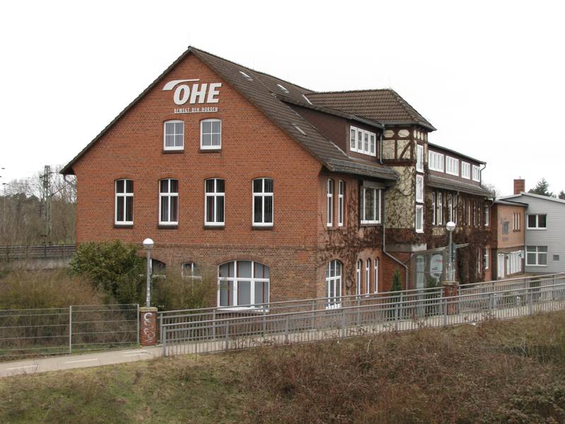 Bahnhofsgebäude der OHE an der Biermannstraße 33 in Celle direkt nördlich der Aller