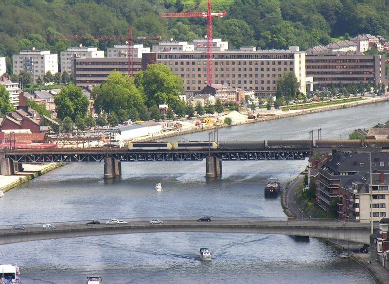 Jambes railway viaduct over the Meuse river - NMBS lines 154 and 162