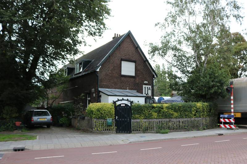 Stopplaats Velsen Hoogovens, wachterswoning 11A (foto: Daniel van der Ree, 14 september 2018)