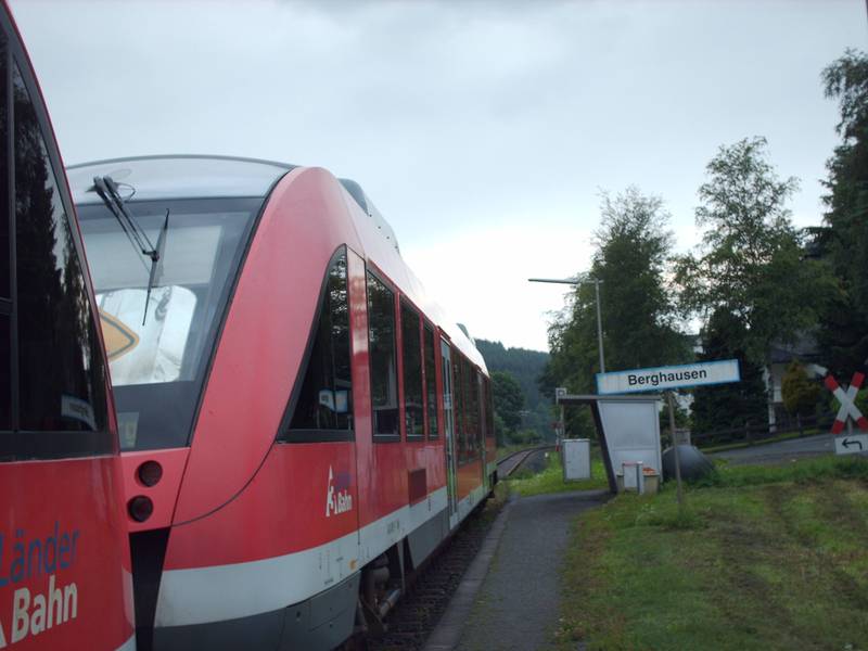 Bahnhof Berghausen.jpg
