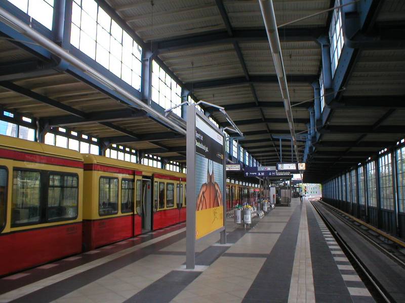 Platform of the Berlin S-Bahn station Jannowitzbrücke, Berlin, Germany