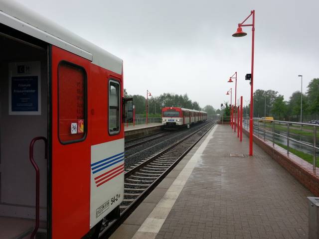 Trains cross at Bad Bramstedt
