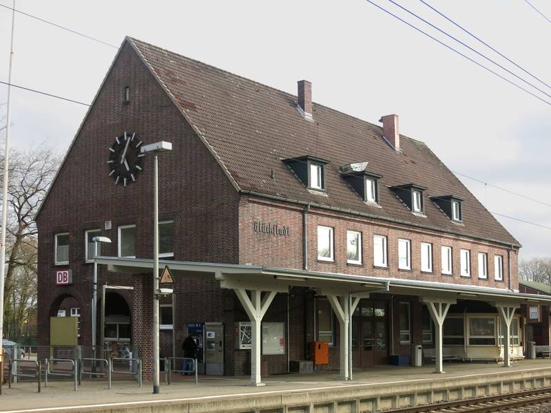 Bahnhof Glueckstadt.jpg