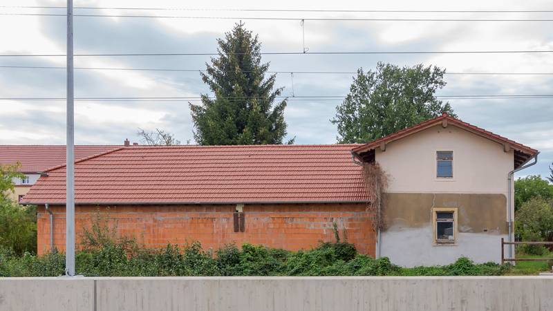 Neusörnewitz  Sörnewitzer Straße 70  Empfangsgebäude des Bahnhofs III