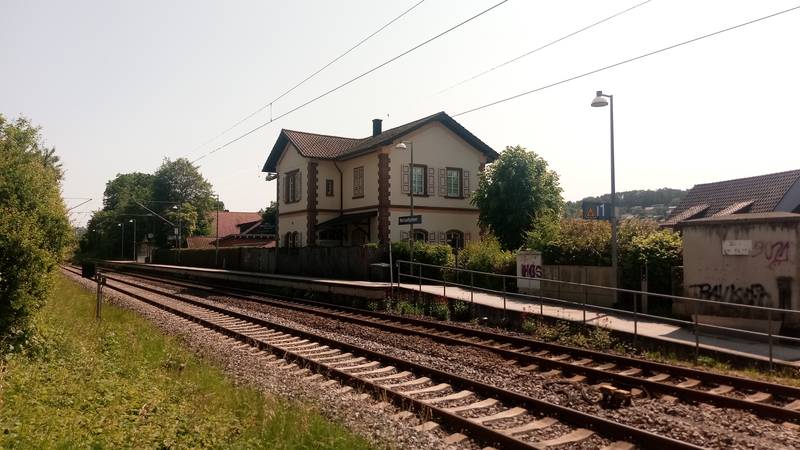 Haltestelle Neckarburken (Haltestelle der Bahnstrecke Neckarelz–Osterburken, ehemaliger Bahnhof)