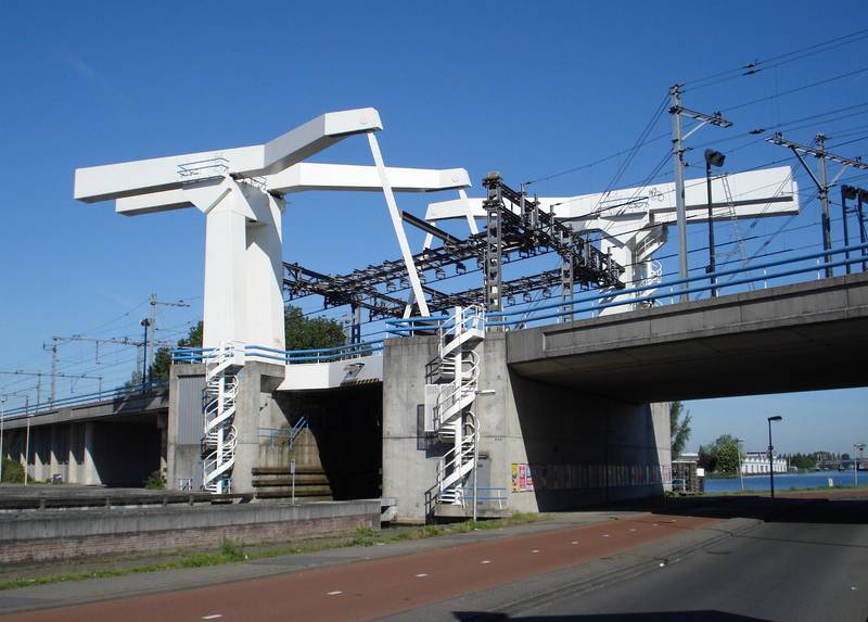 Rotterdam, Spoorbrug over de Delfshavense Schie.