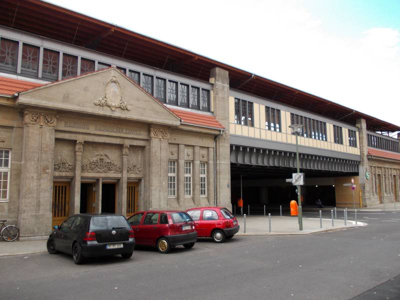 Berlin-Baumschulenweg train station