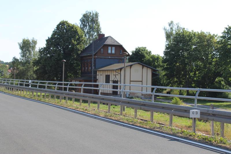 train station Knau
