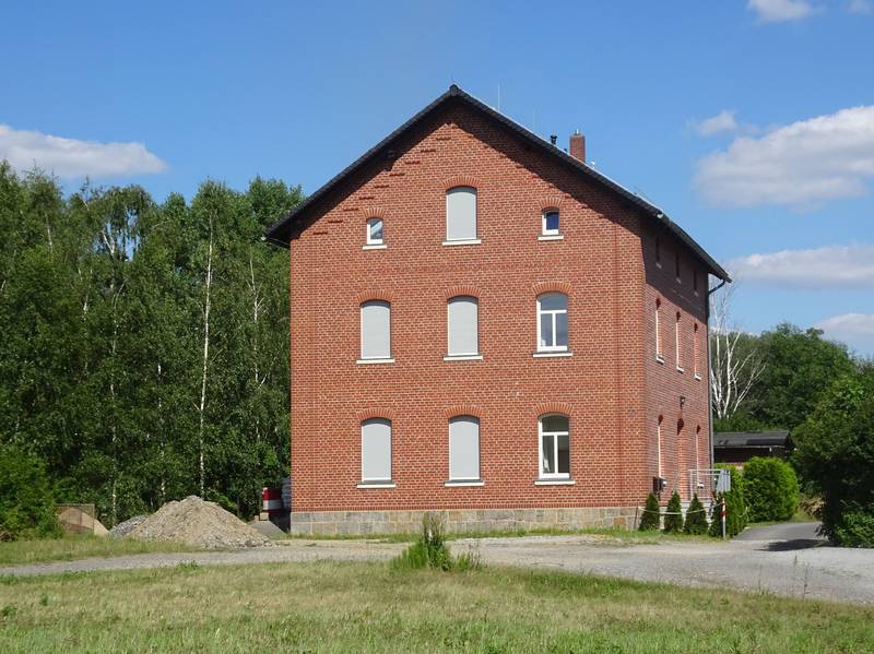 Bahnhof Baruth (Sachs), Empfangsgebäude