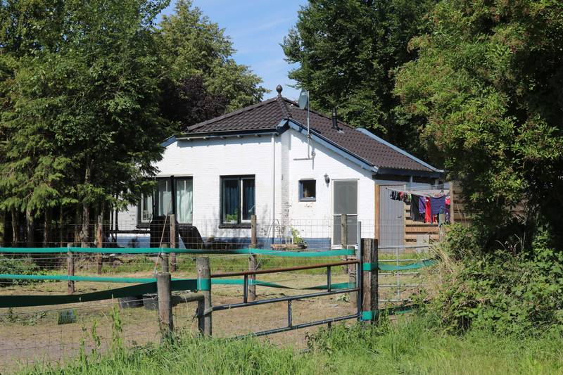 Bijgebouw station Noordbroek (foto: Daniel van der Ree, 4 juli 2018)