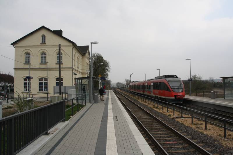 Bahnhof by Niederkasseler
