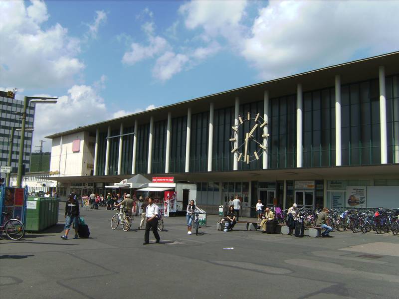 The entrance building of Würzburg main station