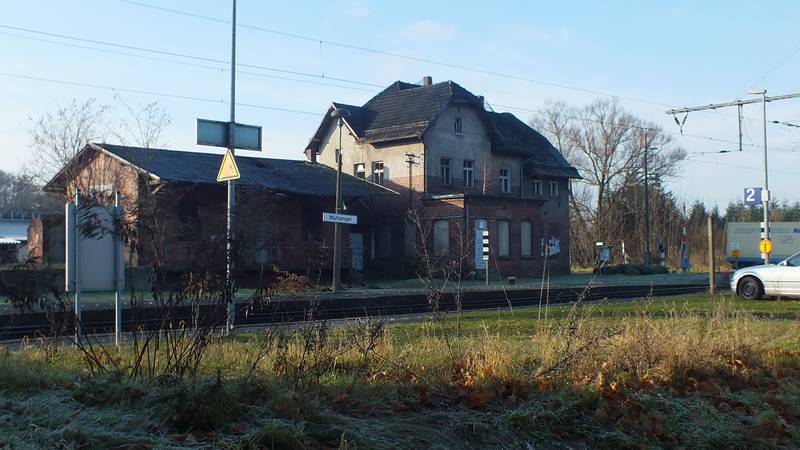 Denkmalgeschützter Bahnhof in Mühlanger