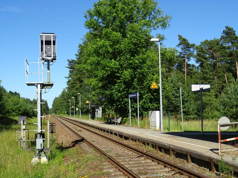 Haltepunkt Schönow, Bahnsteig