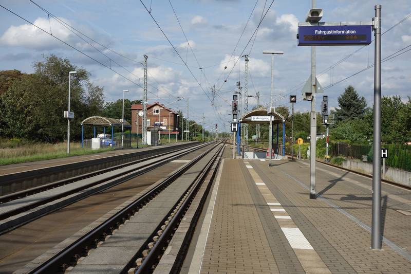 Bahnhof Roitzsch, Mittelbahnsteig