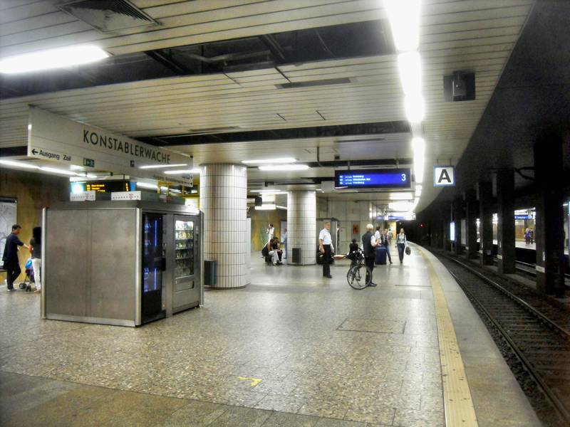 D-Ebene des Bahnhofs Frankfurt (Main) Konstablerwache im Rhein-Main-Gebiet in Deutschland