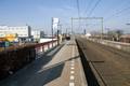806960, Gezicht op de perrons van het N.S.-station Utrecht Lunetten te Utrecht, uit het zuidoosten., Het Utrechts Archief, fotograaf