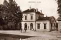 LEROUVILLE (Meuse) - La cour de la gare - Editeur : Leroy, photographe.