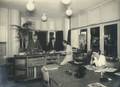 172199, Interieur van het N.S.-station Nijmegen te Nijmegen: inlichtingenbureau., Nederlandse Spoorwegen, fotograaf