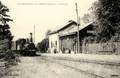 SABLE (Sarthe) - Intérieur de la gare de La Chapelle-du-Chêne et le train - Editeur : Tricoché.