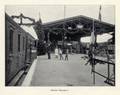 801276, Gezicht op het versierde N.C.S.-station Nunspeet te Nunspeet, tijdens de viering van het 50-jarig jubileum van de N.C.S. (Nederlandse Centraal Spoorweg-Maatschappij)., Onbekend