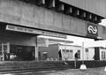 154506, Gezicht op de ingang van de Traverse van het N.S.-station Utrecht C.S. te Utrecht aan het Stationsplein., Nederlandse Spoorwegen, fotograaf