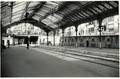 Cannes - Sous la marquise de la gare en 1955 - Editeur : A.Dedoncker