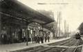 COLOMBES - La Gare (vue intérieure) - Arrivée d'un train.