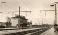 VILLENEUVE la GUYARD (Yonne) - Vue intérieure de la gare vers 1955 après l'électrification de la ligne Paris-Lyon.