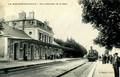 LA ROCHEFOUCAULD (Charente) - La Gare - Arrivée d'un train.