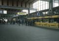 801814, Interieur van het nieuwe Centraal Station (N.S.-station Utrecht C.S.) te Utrecht: stationshal, met loketten., Meijnen, W., fotograaf
