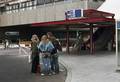 801854, Gezicht op de ingang van het Centraal Station (Stationsplein, N.S.-station Utrecht C.S.) te Utrecht aan de zijde van het Streekbusstation., Meijnen, W., fotograaf