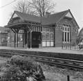 153277, Gezicht op de perronzijde van het N.S.-station Soestdijk te Soest., Nederlandse Spoorwegen, fotograaf