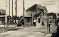 60 - VALENCIENNES (Nord) - La Gare et le Passage à niveau du Faubourg de Paris.