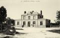 821 - JANZE (I. et V.) - La cour de la gare - Editeur : Lacroix, photographe à Châteaubriant.