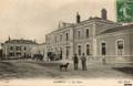 64 - CLAMECY (Nièvre) - La cour de la gare - Editeur : ND.