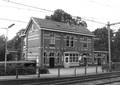 150847, Gezicht op de perronzijde van het N.S.-station Wolfheze te Wolfheze., Nederlandse Spoorwegen, fotograaf