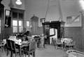 166249, Interieur van het N.S.-station Enkhuizen te Enkhuizen: wachtkamer., Nederlandse Spoorwegen, fotograaf