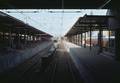 803008, Gezicht op de "buurtsporen" van het Centraal Station (N.S.-station Utrecht C.S., Stationsplein) te Utrecht, tijdens de werkzaamheden ten behoeve van het verlengen van de sporen in de richting van de stationshal., Meijnen, W., fotograaf