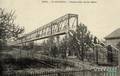 3791 - SAINT-BRIEUC (Côtes-du-Nord) - Passerelle de la gare.
(3 travées de 50 m de portée, 2 m. de largeur totale et 5,70 m. de hauteur).