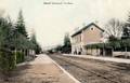 OBJAT (Corrèze) - Vue intérieure de la gare, arrivée d'un train.