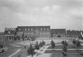 150604, Gezicht op het stationsplein en het N.S.-station Roosendaal te Roosendaal., Nederlandse Spoorwegen, fotograaf