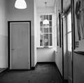 166178, Interieur van het N.S.-station Wehl te Wehl: hal met loket., Nederlandse Spoorwegen, fotograaf